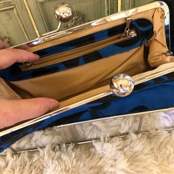 Dyed Genuine Cow Hyde w/ Fur Leather Hand Clutch - Picture 2 of 9